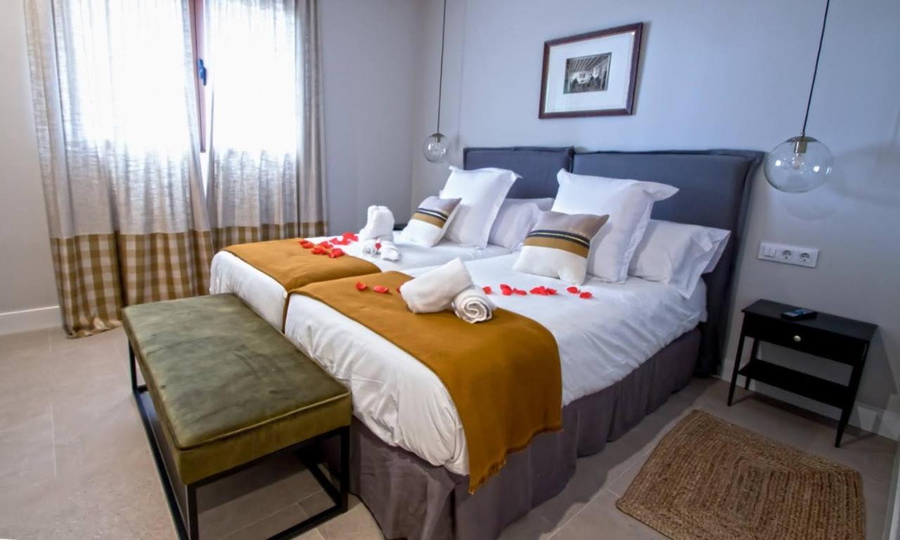 Hotel Tierras De Cebreros Ngoại thất bức ảnh