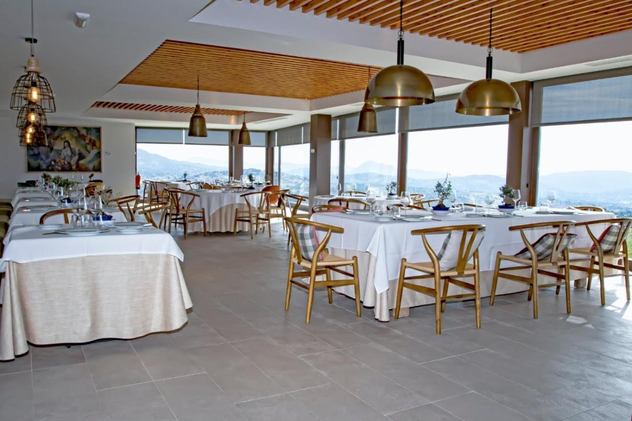 Hotel Tierras De Cebreros Ngoại thất bức ảnh