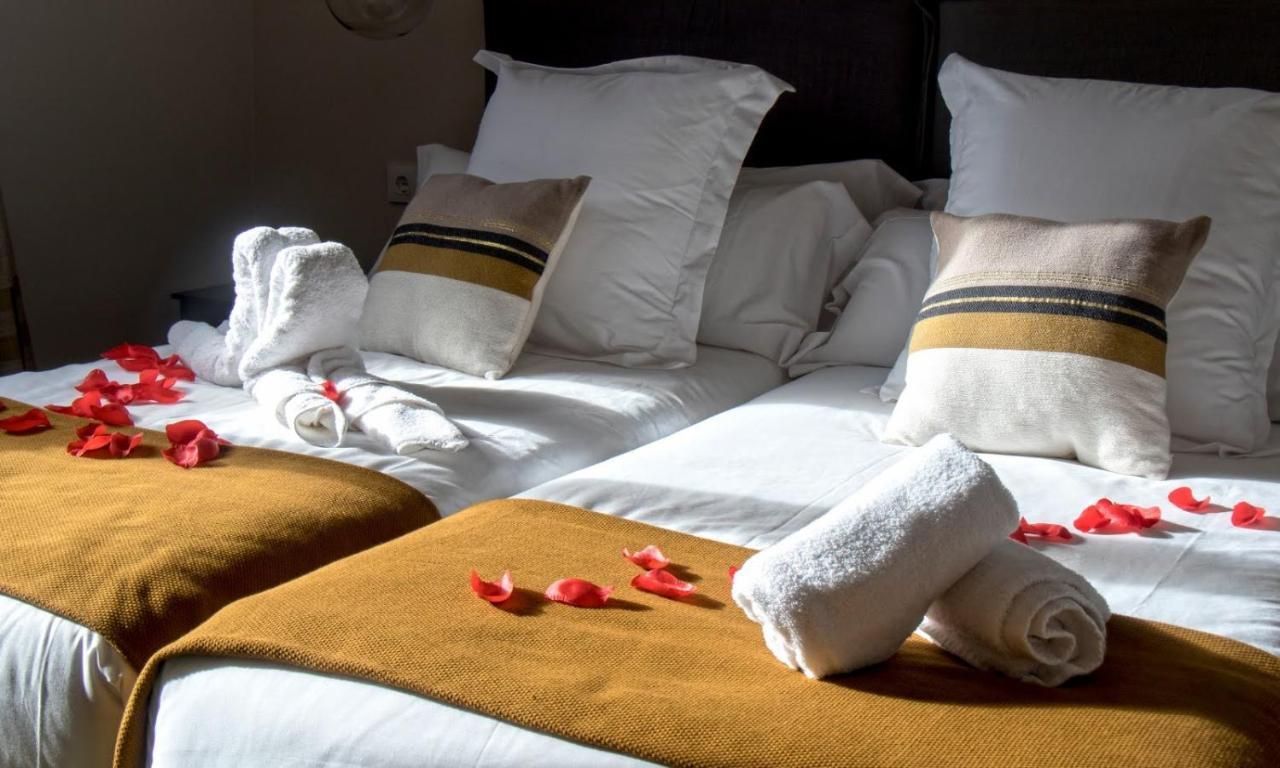 Hotel Tierras De Cebreros Ngoại thất bức ảnh