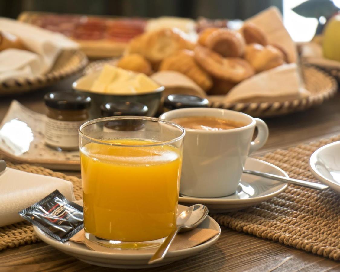 Hotel Tierras De Cebreros Ngoại thất bức ảnh