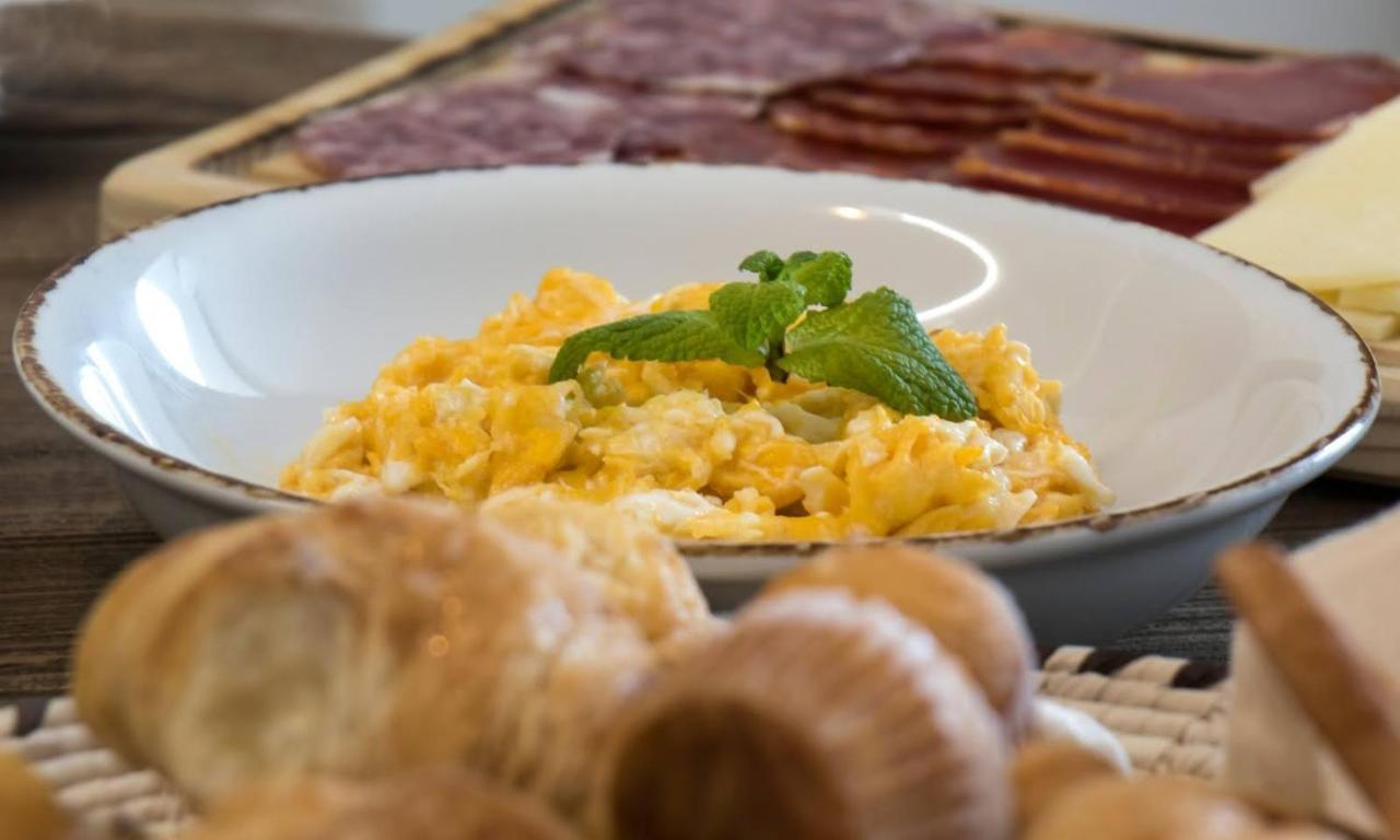 Hotel Tierras De Cebreros Ngoại thất bức ảnh